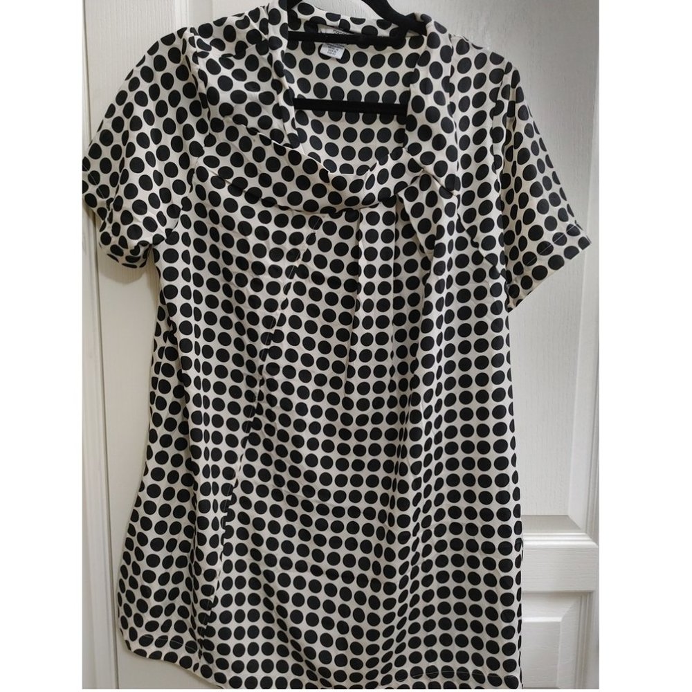 MAMAS&PAPAS POLKA DOT SHIFT DRESS WITH FOLDED NECK TWIST DESIGN (US 10)